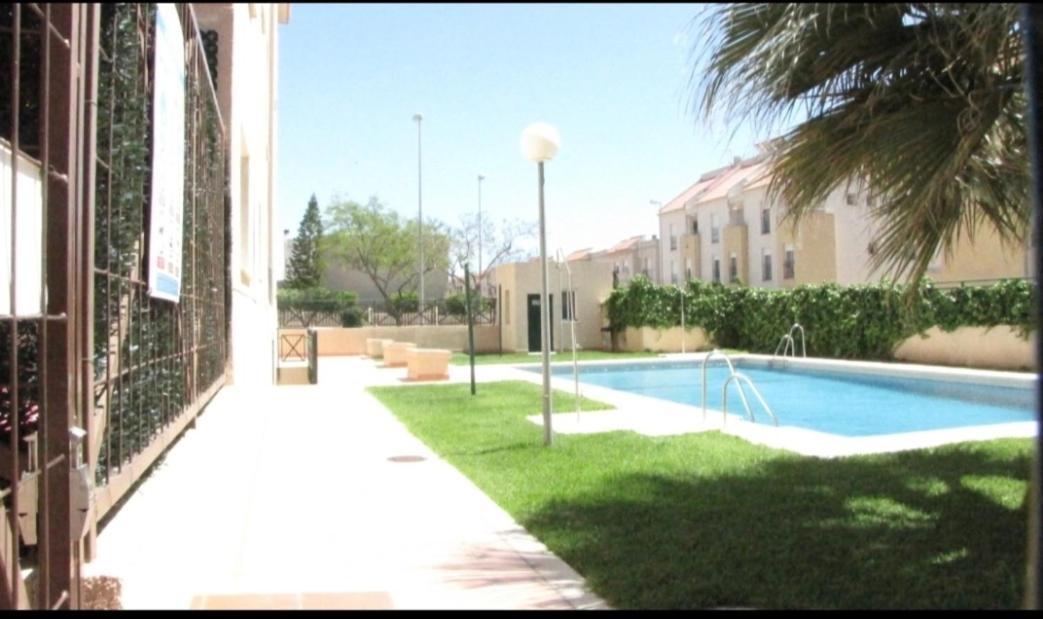 Apartamento En Aguadulce Алмерия Екстериор снимка